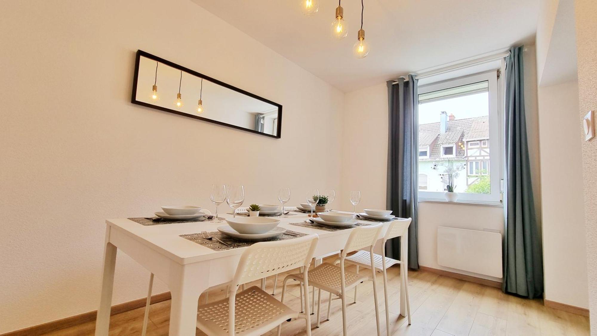 Le Triplex - 5 Chambres - 10 Pers- Fibre - Relax Bnb 뮐루즈 외부 사진