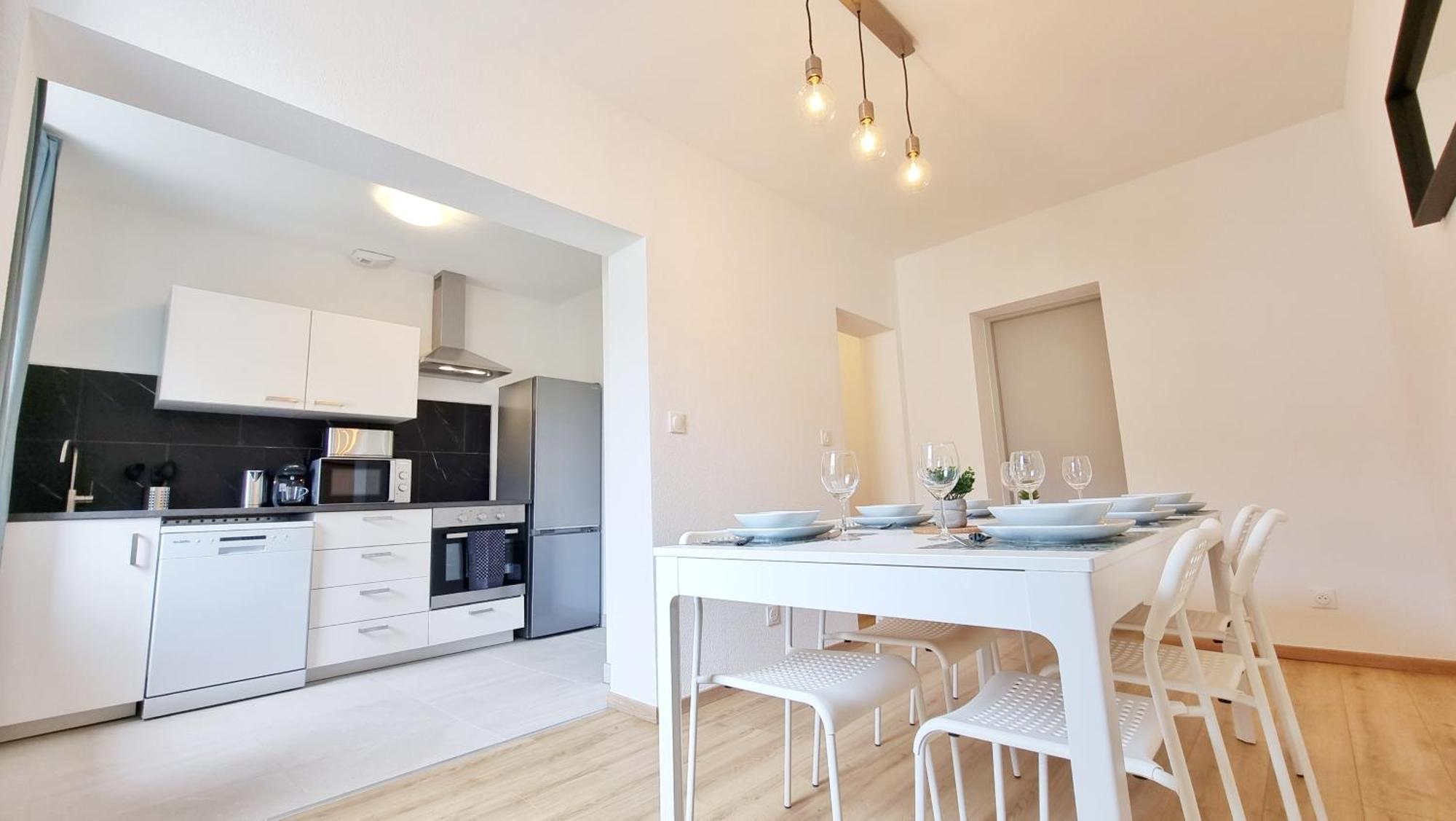 Le Triplex - 5 Chambres - 10 Pers- Fibre - Relax Bnb 뮐루즈 외부 사진