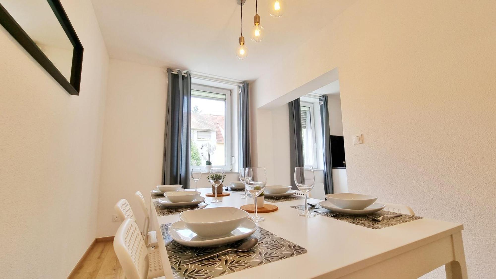 Le Triplex - 5 Chambres - 10 Pers- Fibre - Relax Bnb 뮐루즈 외부 사진